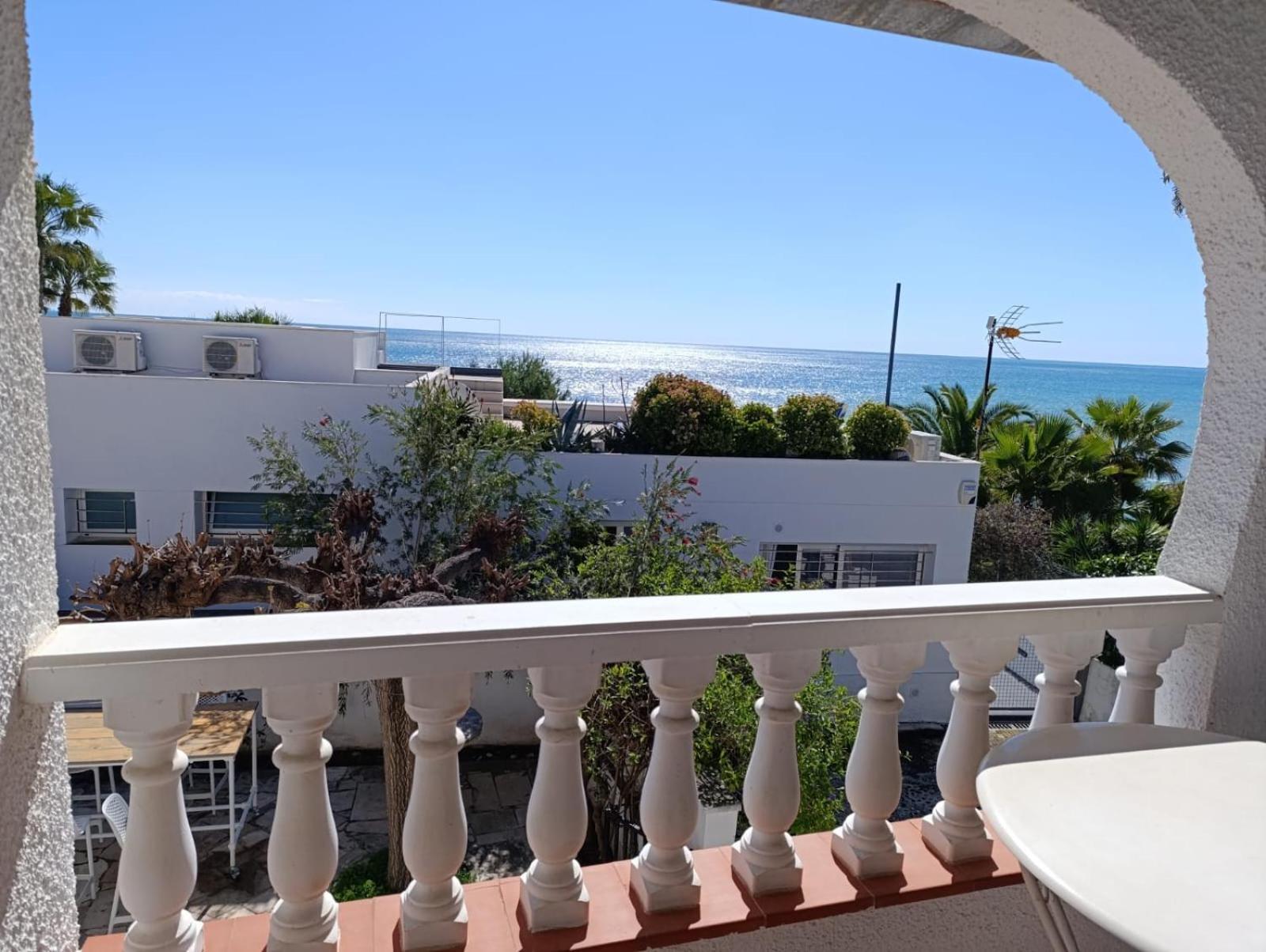 A H Rentals Villa Carolina Vinarós Екстериор снимка